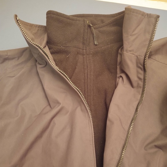 Free Country Windbreaker - Picture 2 of 7